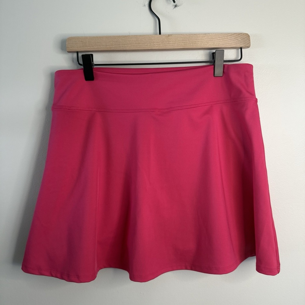Tommy Bahama Active Women's Barbie Pink Golf Skort Size Medium